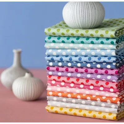 TILDA MEDIUM DOT BASICS